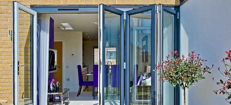 Bifold Door Repairs Near Me in Ashland, CA