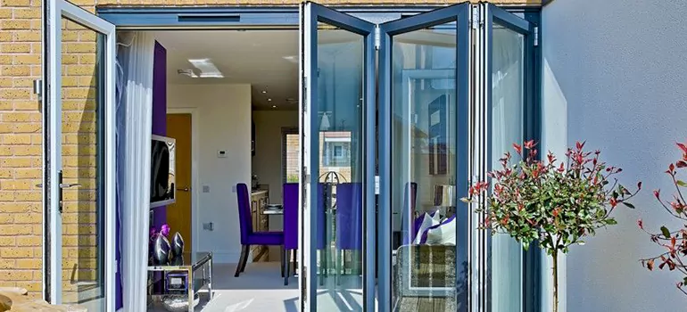 Commercial Door Glass Repair in Ashland, CA